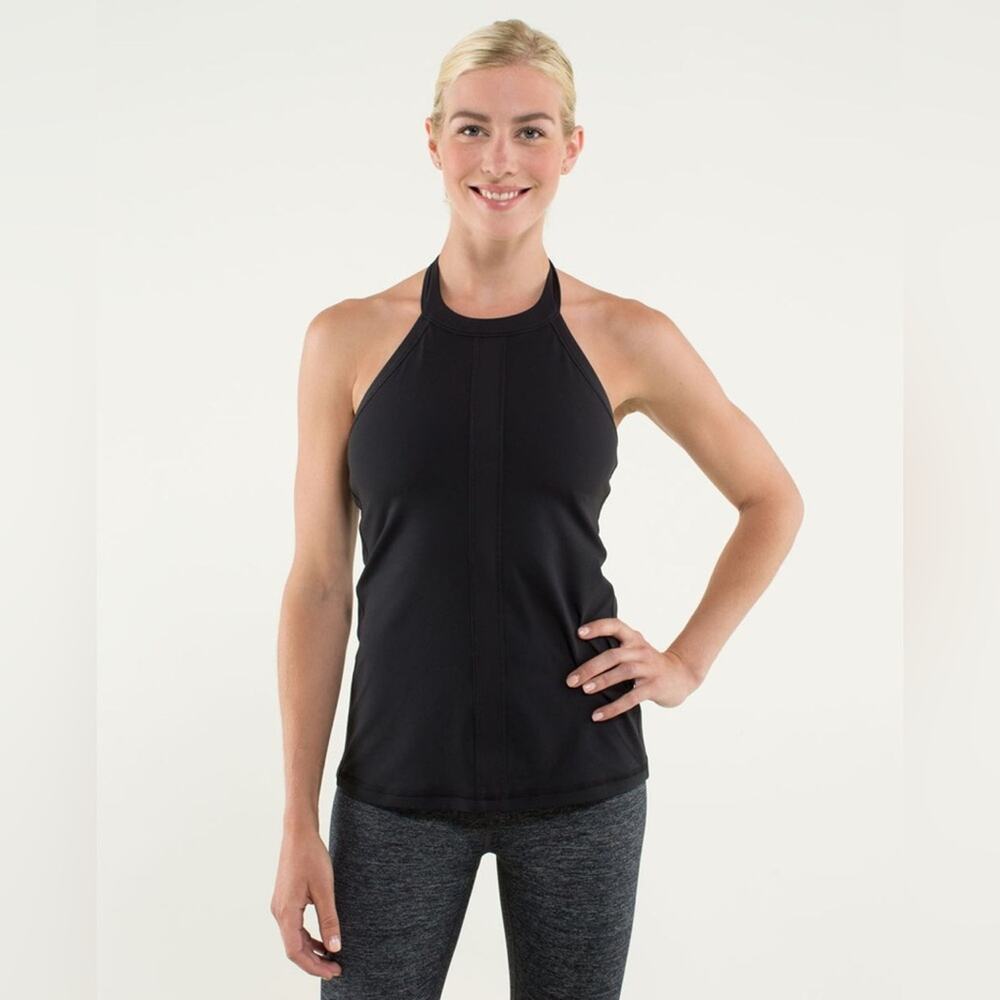 Lululemon Hip to Be Zen Halter Built in Shelf Bra Black Size 8